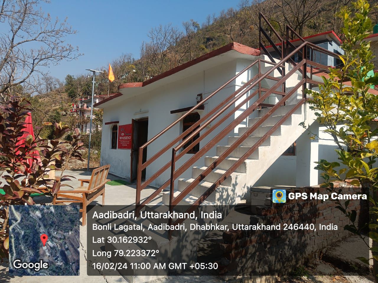 Maya Residency Homestay - room & view